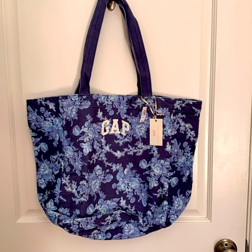Gap x love shack fancy full size tote